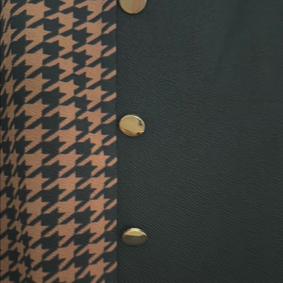 Stylish Black and Brown Women’s Blouse - Picture 2 of 3